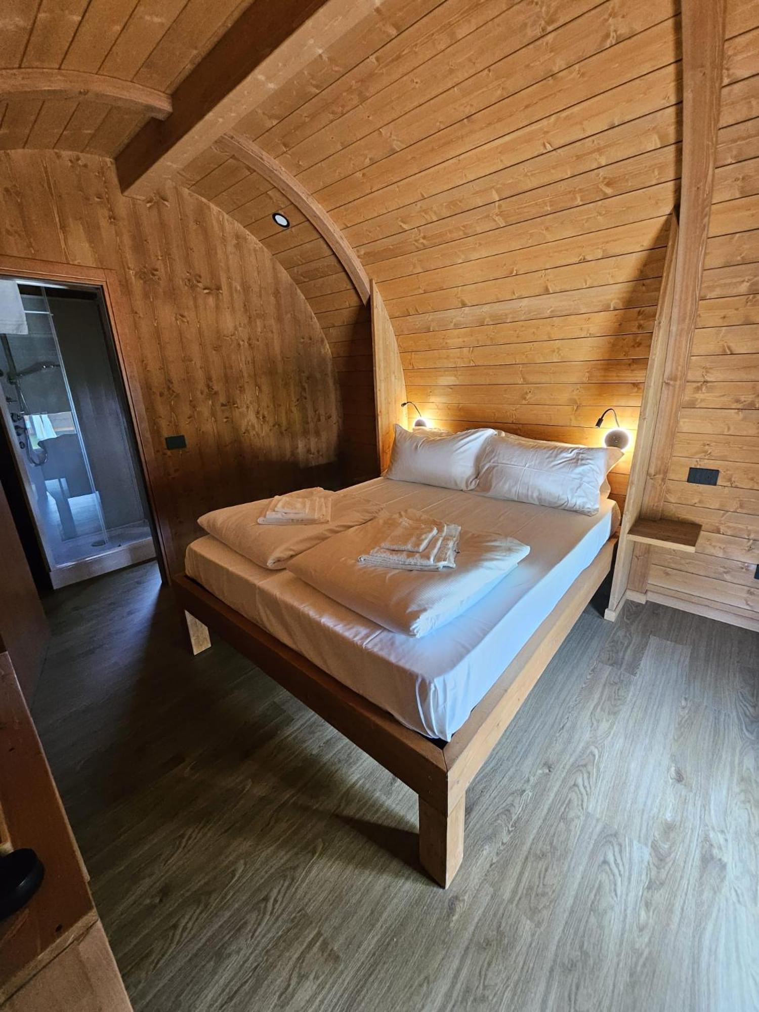 Vicolungo Glamour Lodge & Spa - Free Spa Hot Tub E Sauna エクステリア 写真